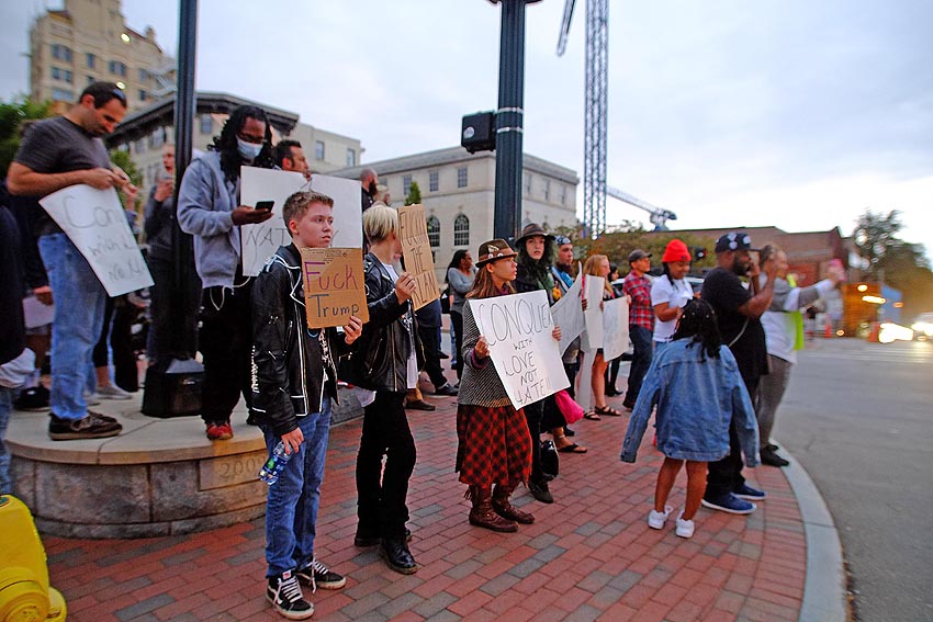 9-2-17-antikkk-133-x