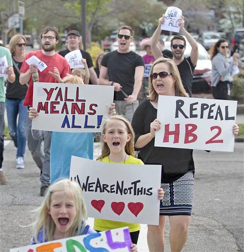 Hb2protest5-ne-jpg