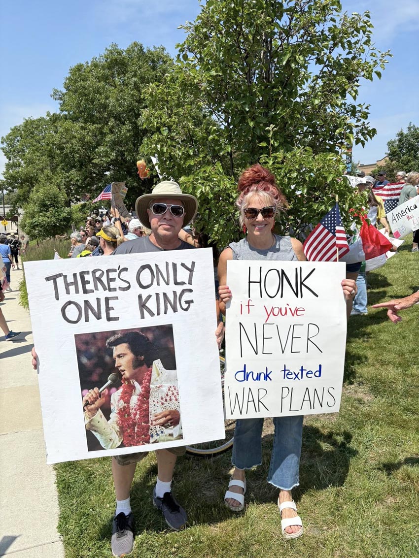 No Kings rally in Dupage County