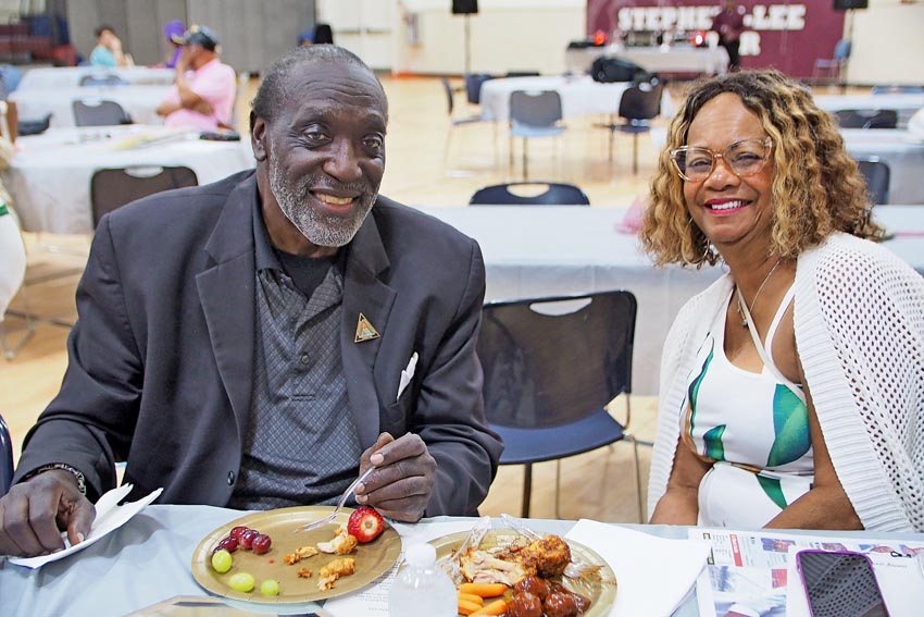 Stephenslee100-7-5-24-398