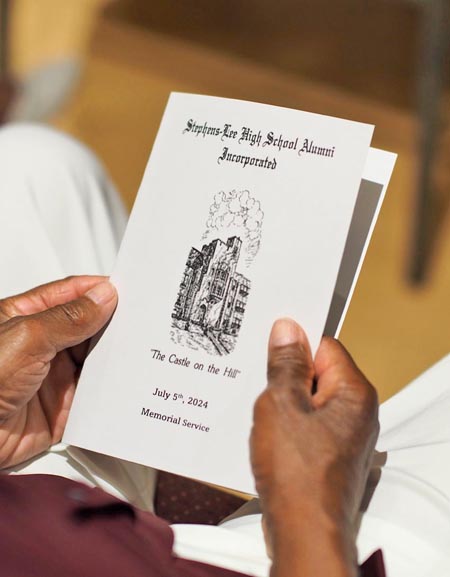 Stephenslee100-7-5-24-881