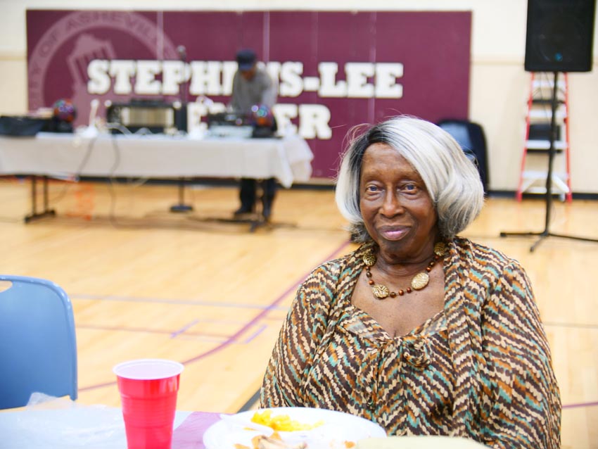 Stephenslee100-7-6-24-133