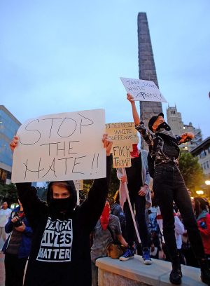 9-2-17-antikkk-174-x