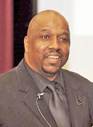 Dr. Tyrone Bledsoe Headshot Col