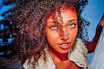 Doctor Claims to Change Eye-Color From Brown to Blue