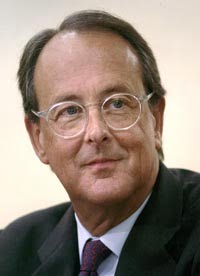 Erskine Bowles to Deliver UNC Asheville Commencement Address at May 5 Ceremony