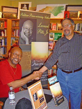 leonard_pitt_fred_simms.jpg leonard_pitt_fred_simms.jpg