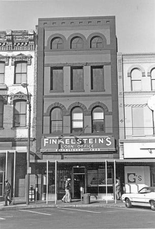 finkelsteins_supplied_guns