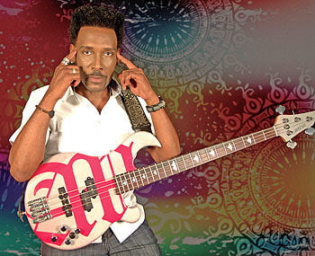 Aaron Mills 0W9A8248-psych