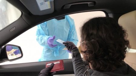 coronavirus-drive-thru-testing