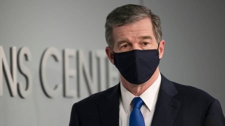 Face Coverings Must be Worn in Public Places