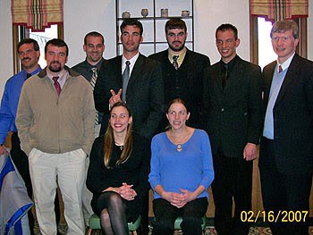 The nine siblings of the Lyda family, shown at family reunion in 2007.