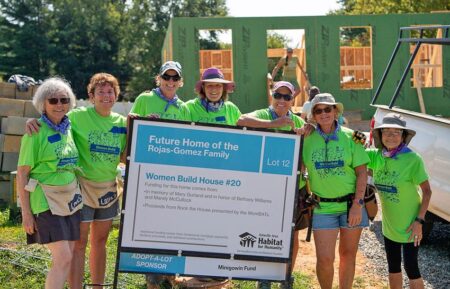 Habitat women build volunteers