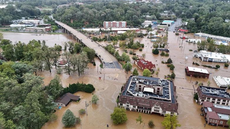 Flooding-caused-by-the-storm-that-started-as-Hurricane-Helene-covering-streets-in-Asheville-North-Carolina-