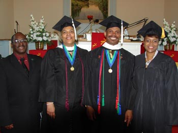 shaw_grads_dsc03273.jpg shaw_grads_dsc03273.jpg